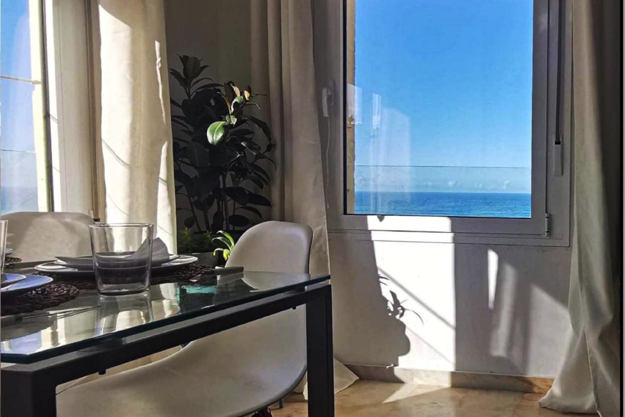 Romantica Vista Al Paseo Maritimo De Cádiz Kültér fotó