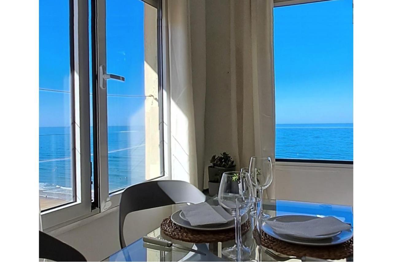 Romantica Vista Al Paseo Maritimo De Cádiz Kültér fotó